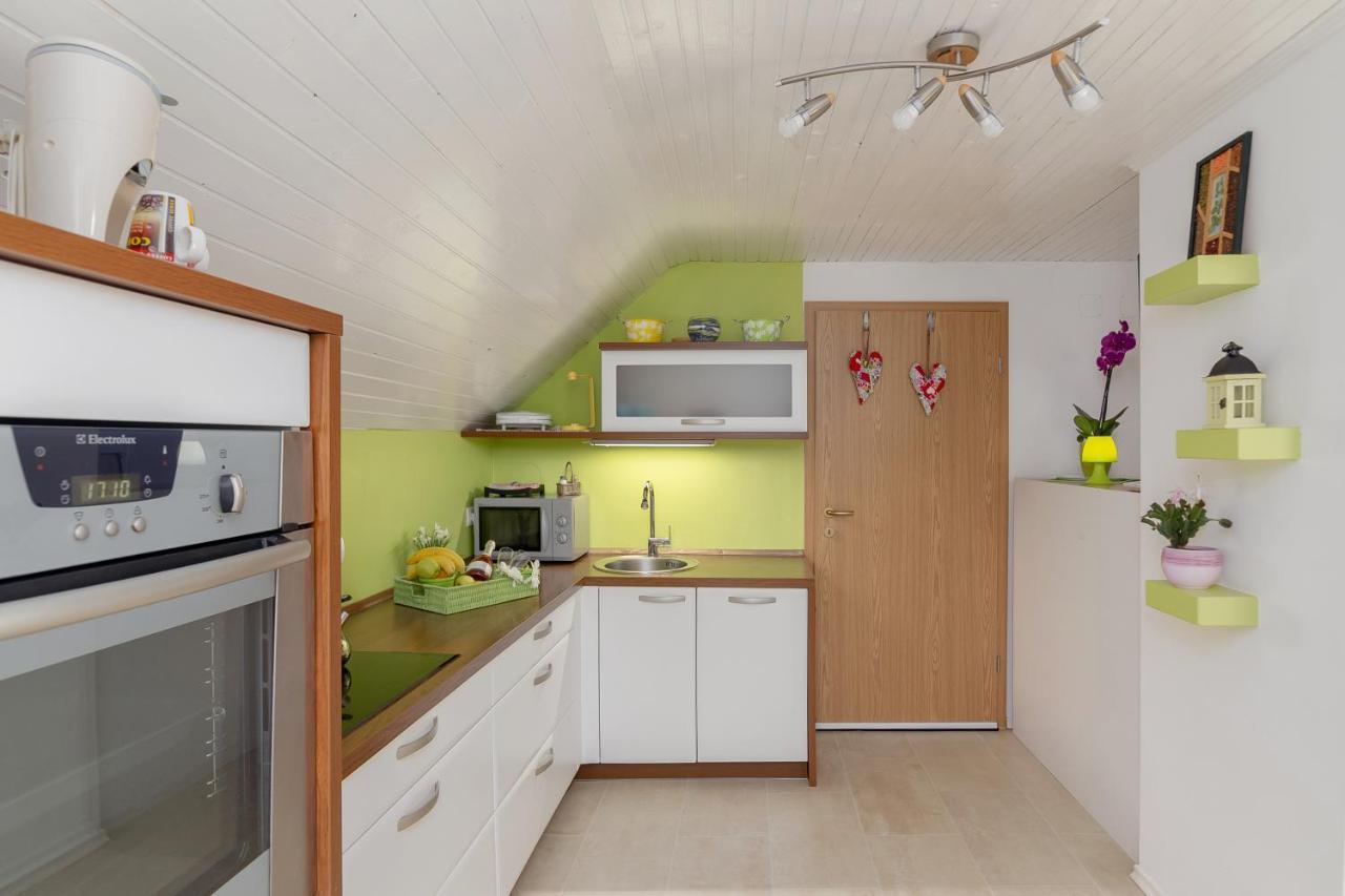 Apartments Sara Бохин Екстериор снимка